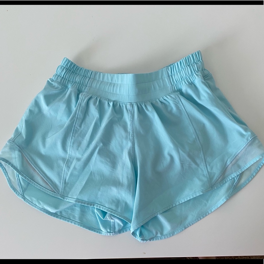 Blue Glow Lululemon Hotty Hot Short *NEVER WORN*